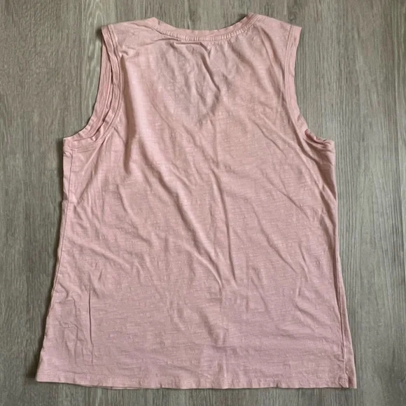 Weekender Pink Pocket V-neck Tank Top semi sheer textured organic cotton - Picture 2 of 7